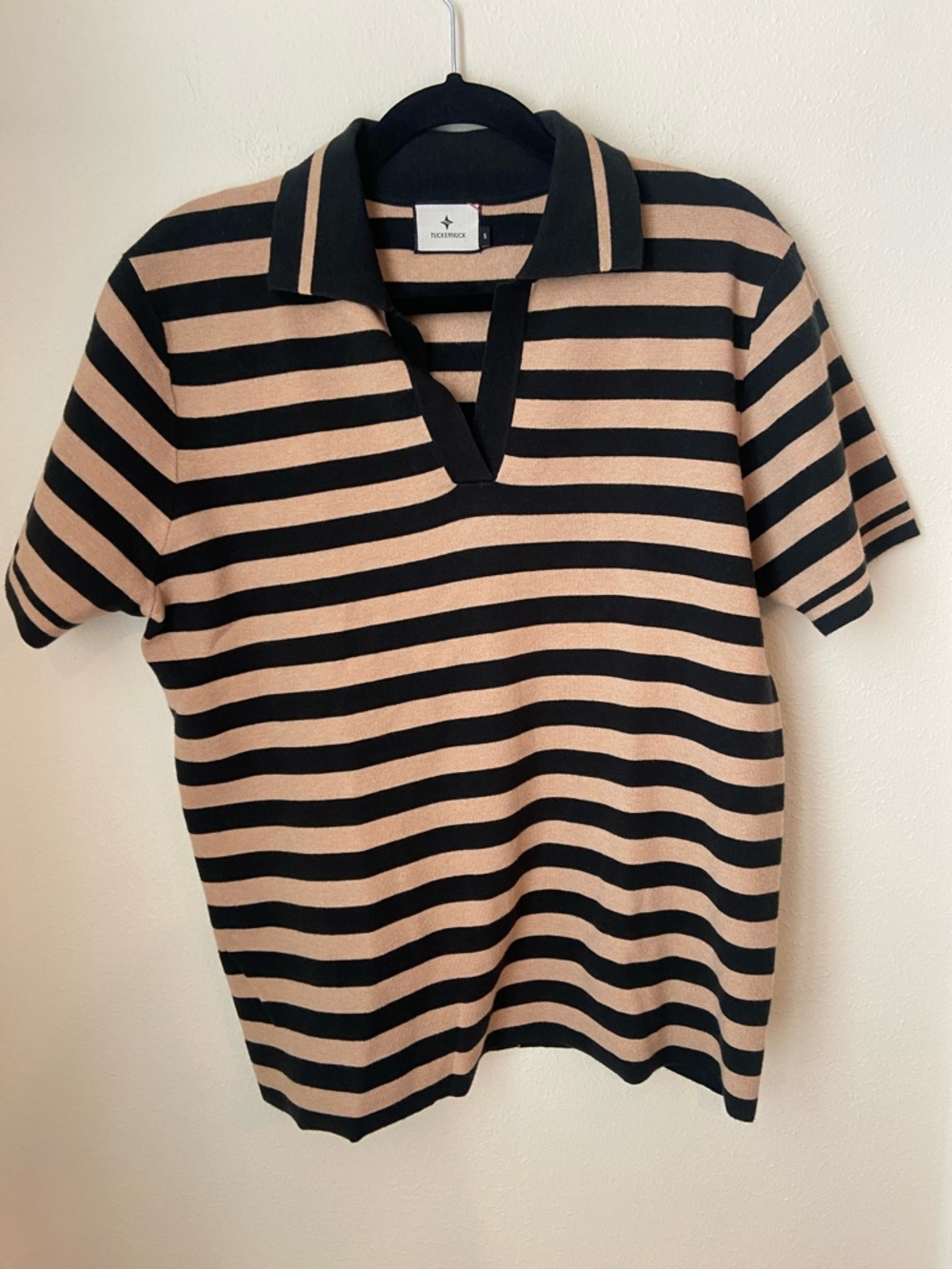 Tuckernuck Stripe Knit Polo Shirt Black Tan Short Sleeve Size S